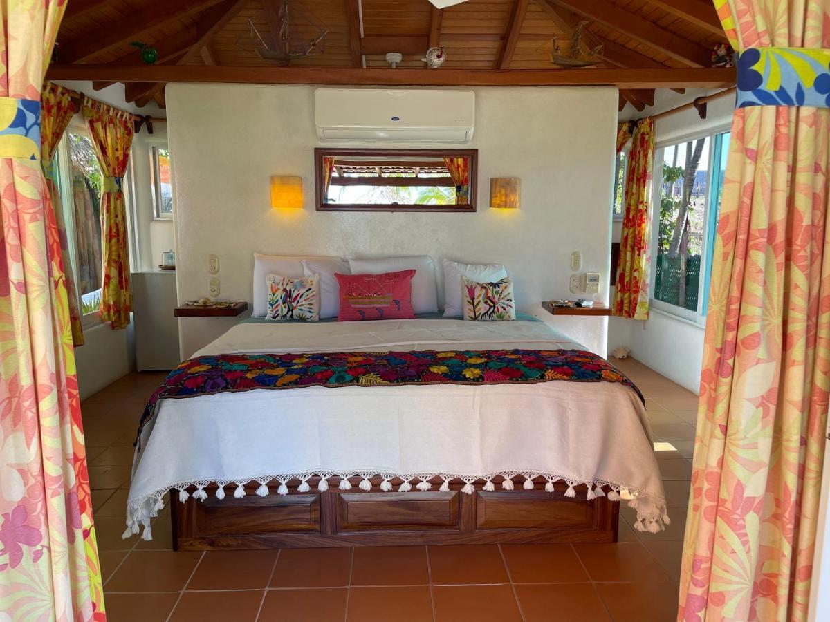 Bungalows Tree Tops - Adults Only Сиуатанехо Экстерьер фото