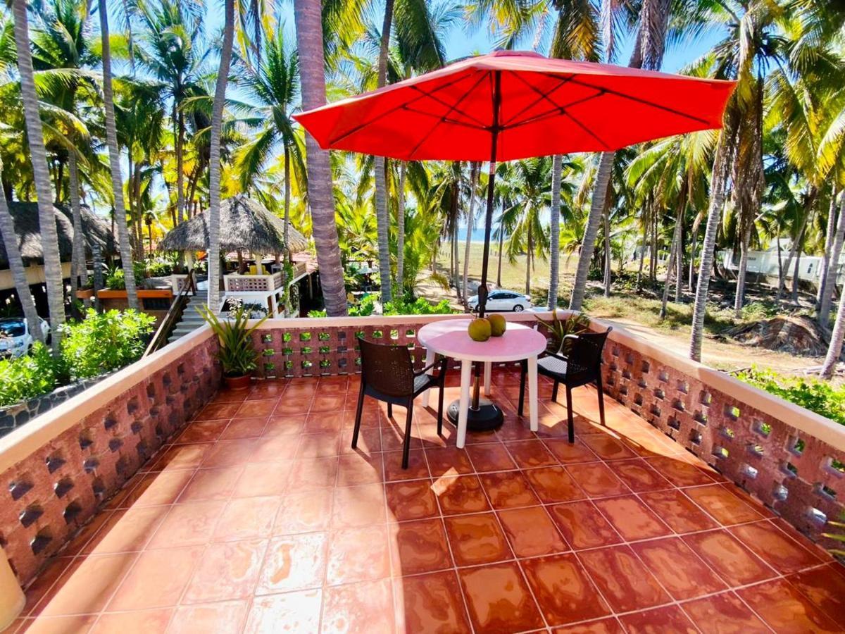 Bungalows Tree Tops - Adults Only Сиуатанехо Экстерьер фото
